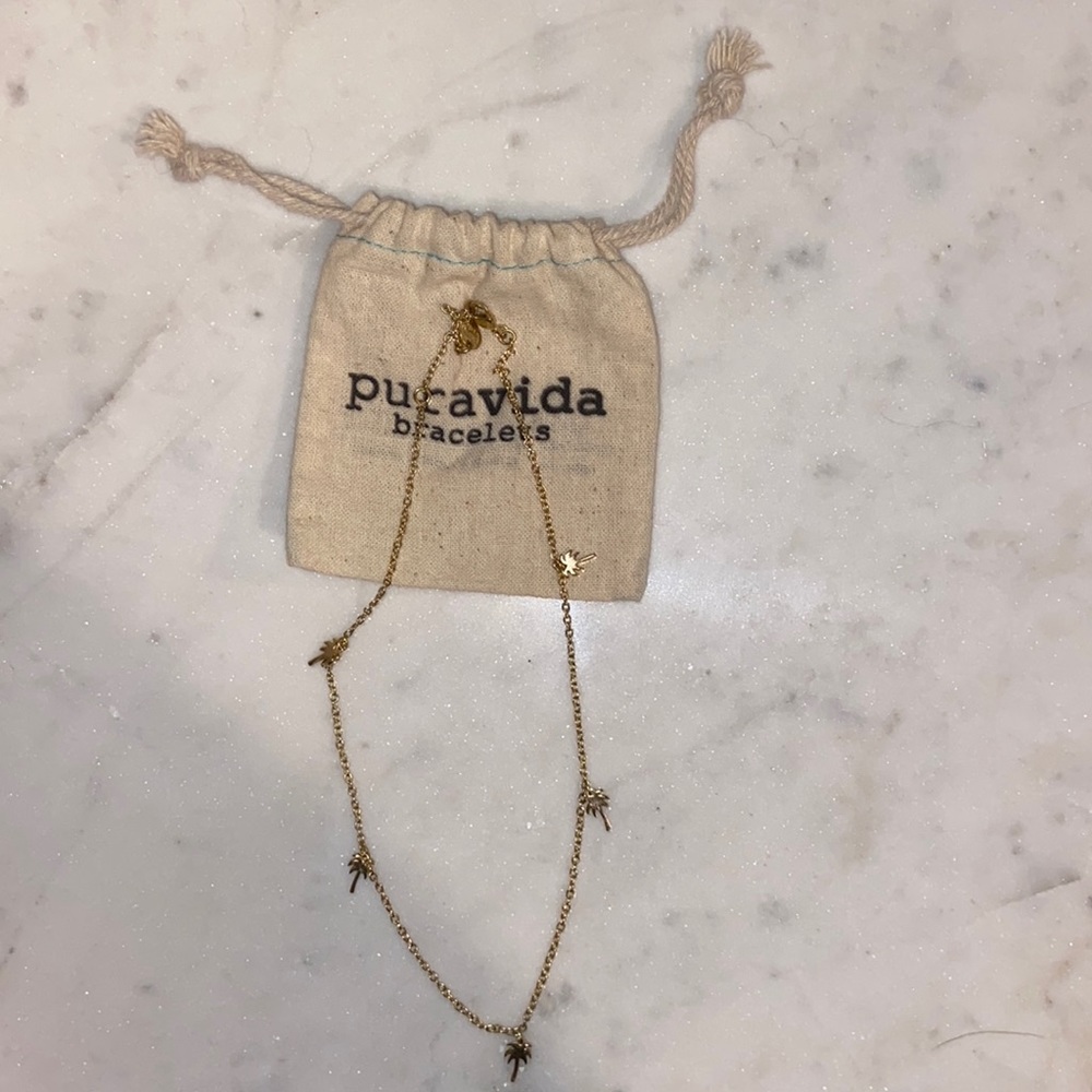 Gold, Pura Vida, palm tree necklace. In perfect condition!